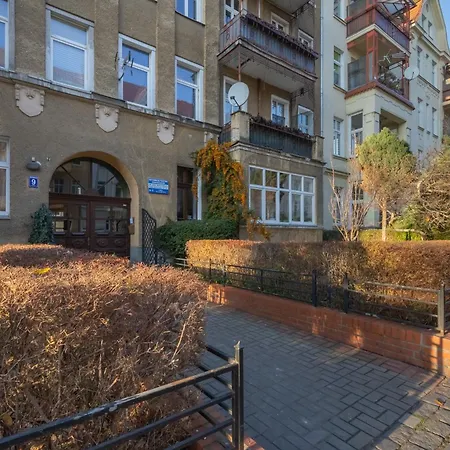 Apartment Parkside & Museum Deluxe By Bookinghost